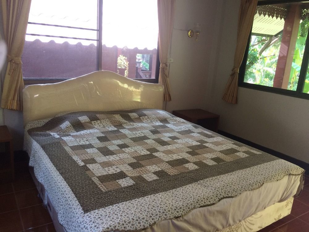 Ban Suan Klang Muang Resort แม่ฮ่องสอน ภายนอก รูปภาพ